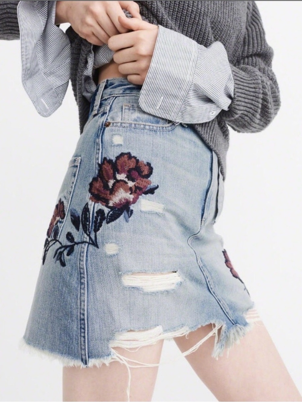 Abercrombie & Fitch Blue Denim Floral Embroidered  Distressed Jean Mini Skirt